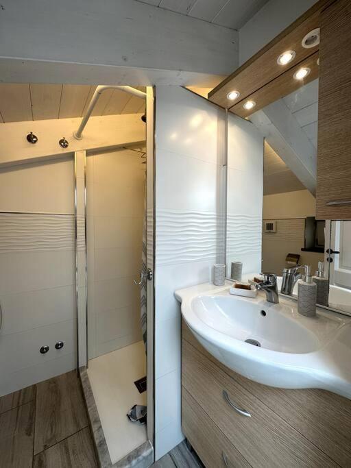 The Sweet Attic Room - De Vivo Realty Meta Di Sorrento Exterior photo